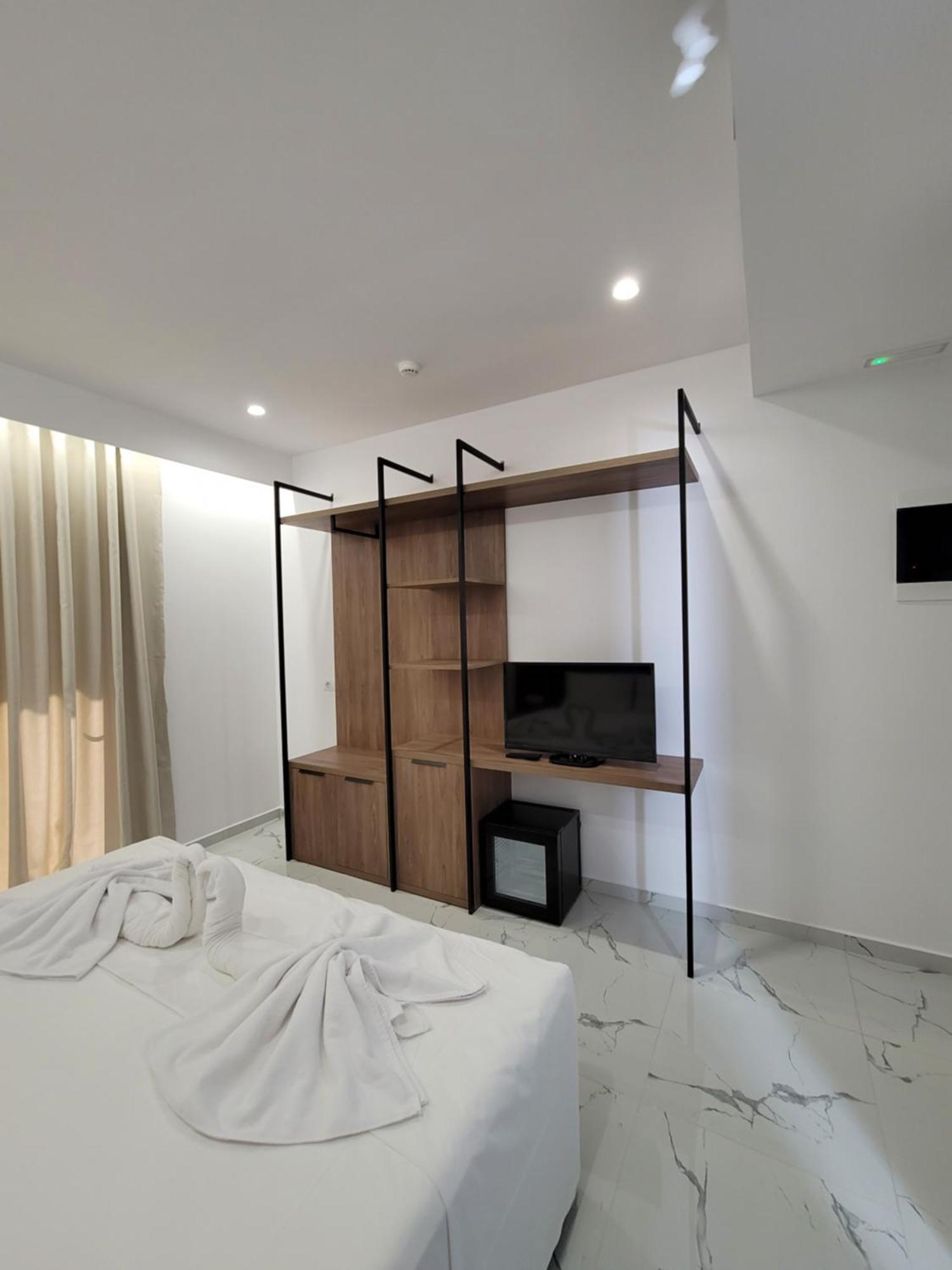 Prestige Hotel 卡萨米尔 外观 照片