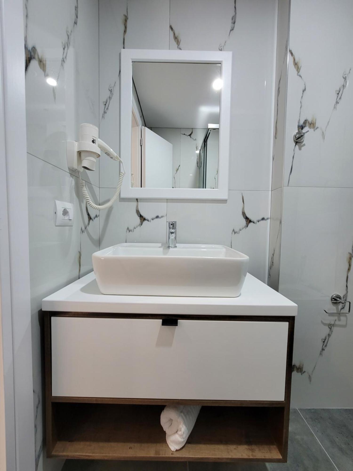 Prestige Hotel 卡萨米尔 外观 照片