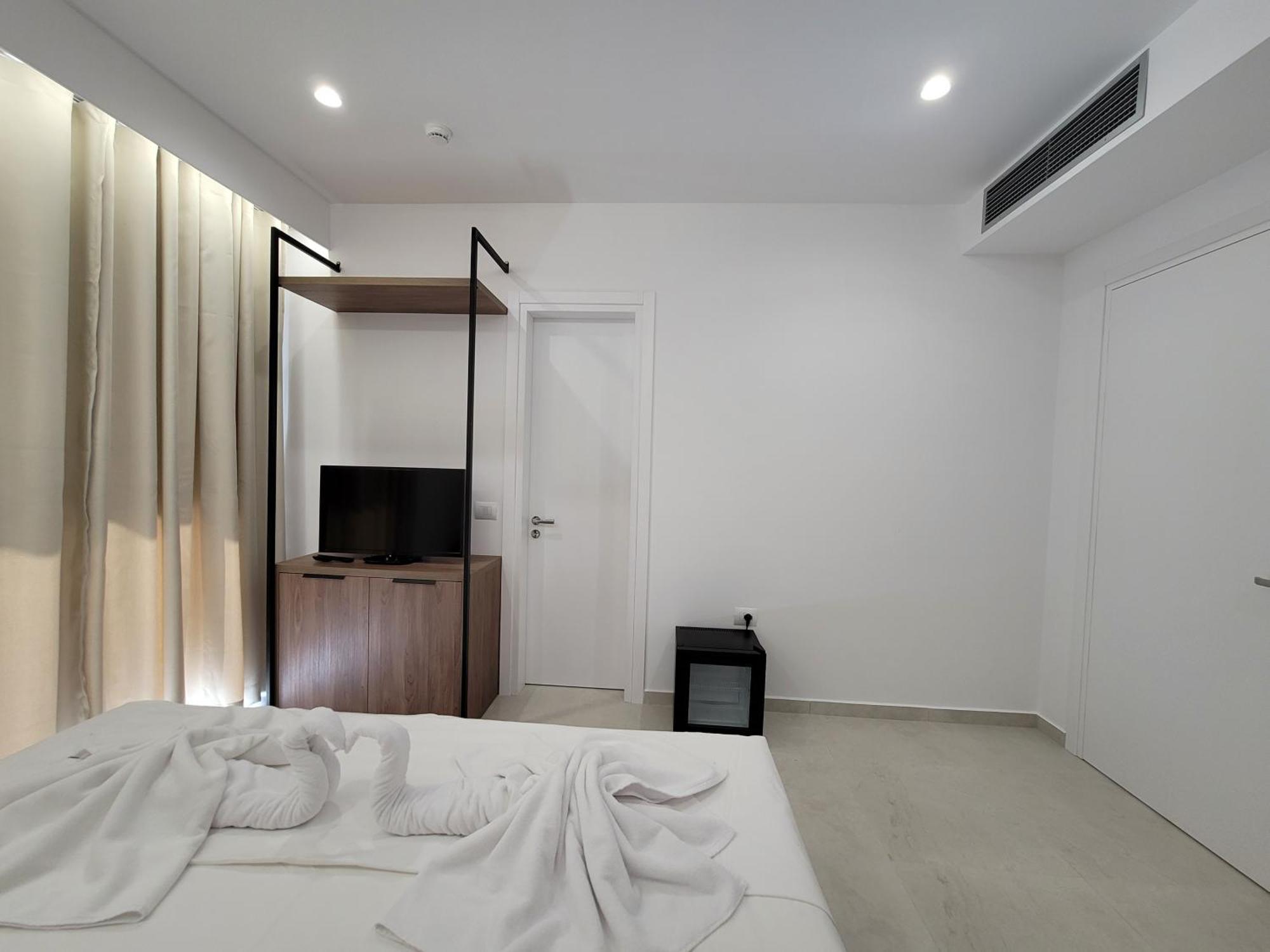 Prestige Hotel 卡萨米尔 外观 照片